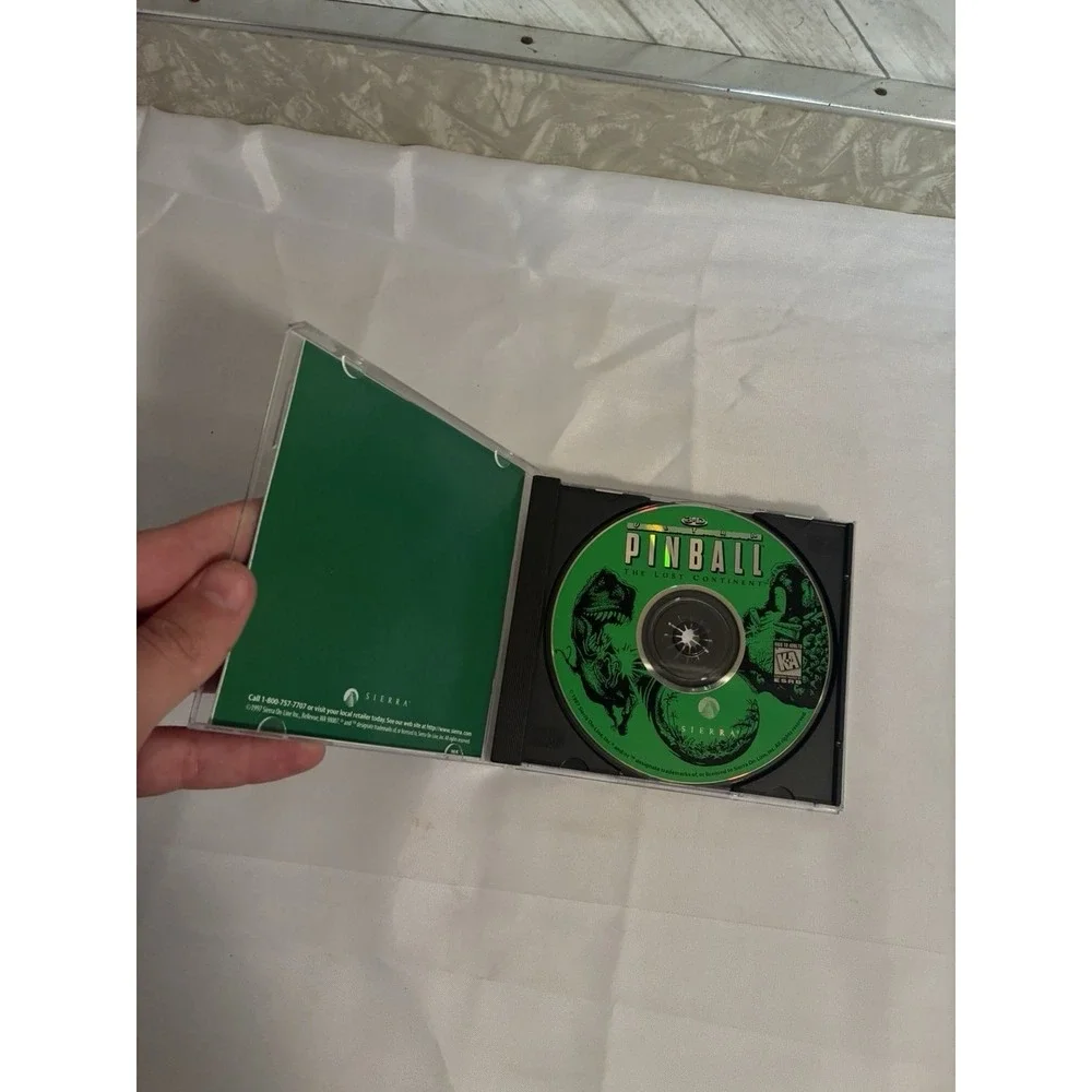 Dinosaur Pinball Game 3-D Ultra The Lost Continent SIERRA PC 1997 CD-ROM